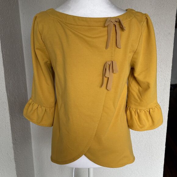ModCloth Yellow Blouse With 3/4 Flare Sleeve And Bows On Asymmetrical Back - Med - Picture 2 of 7